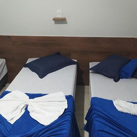 Pousada Quarto Com Frigobar,Ar E Garagem Gratuita อาปาเรซีดา ภายนอก รูปภาพ